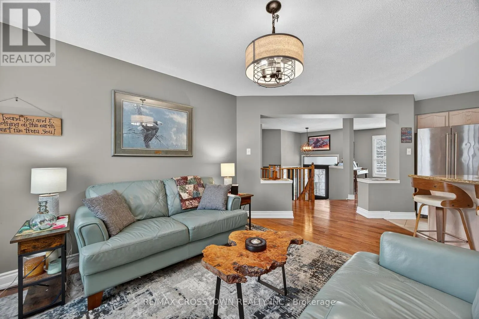 11 NORTHWOOD DRIVE