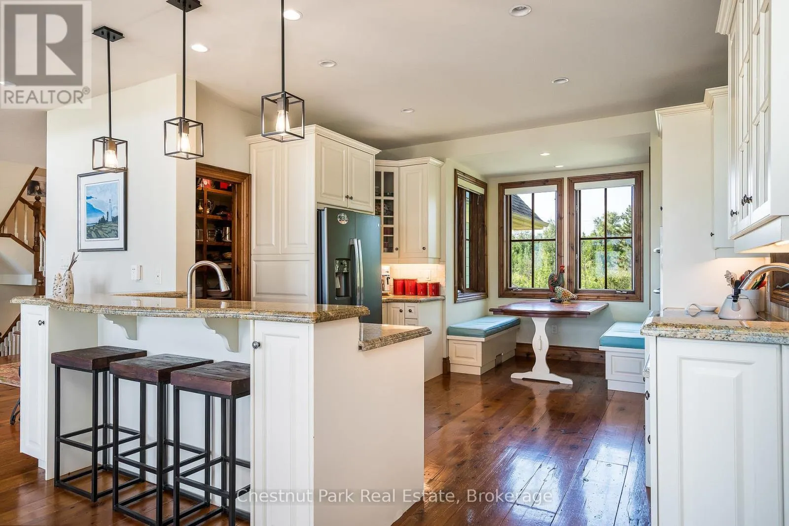 176 BARTLETT BOULEVARD