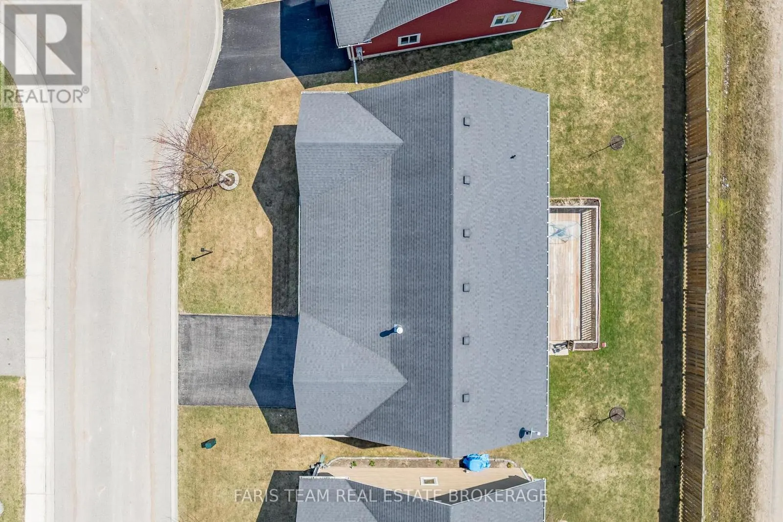 18 GREW CRESCENT