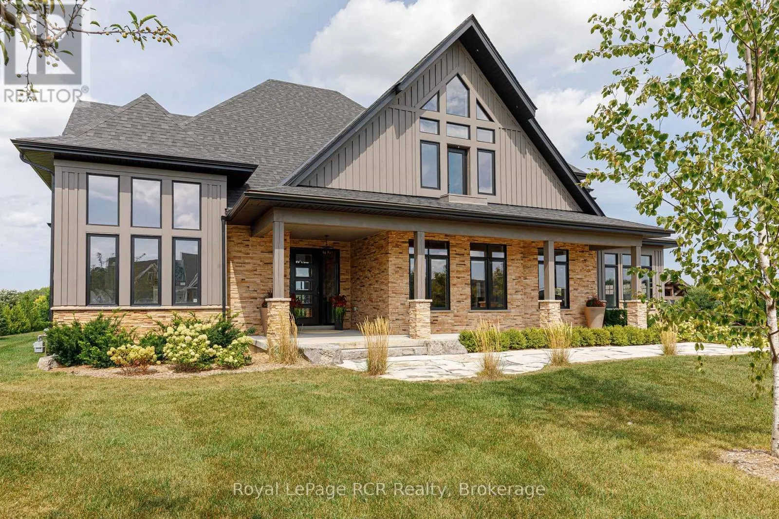 4 MEADOWLARK WAY