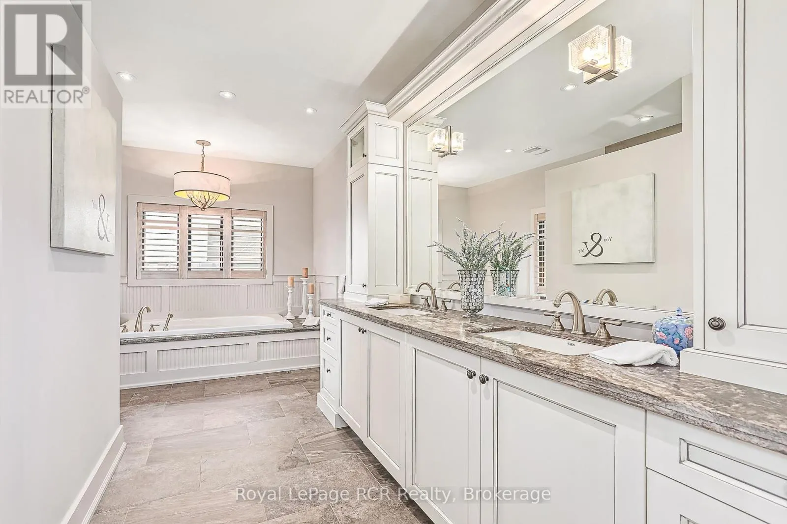 4 MEADOWLARK WAY