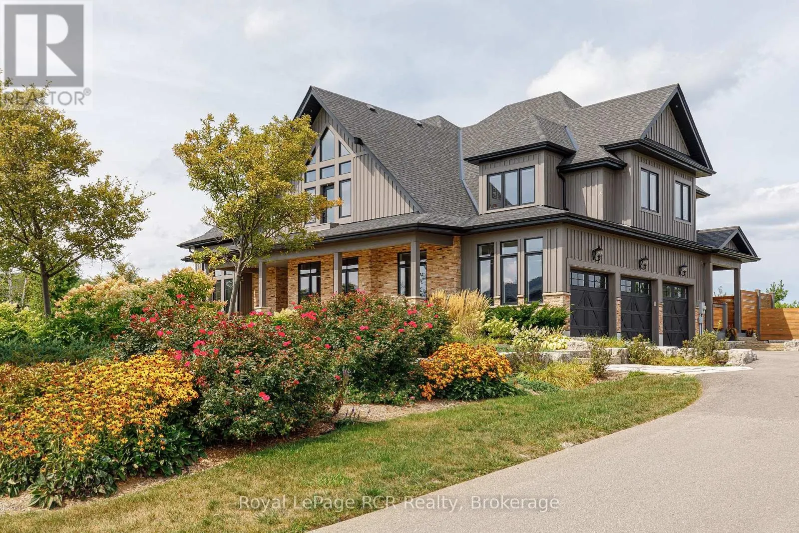 4 MEADOWLARK WAY