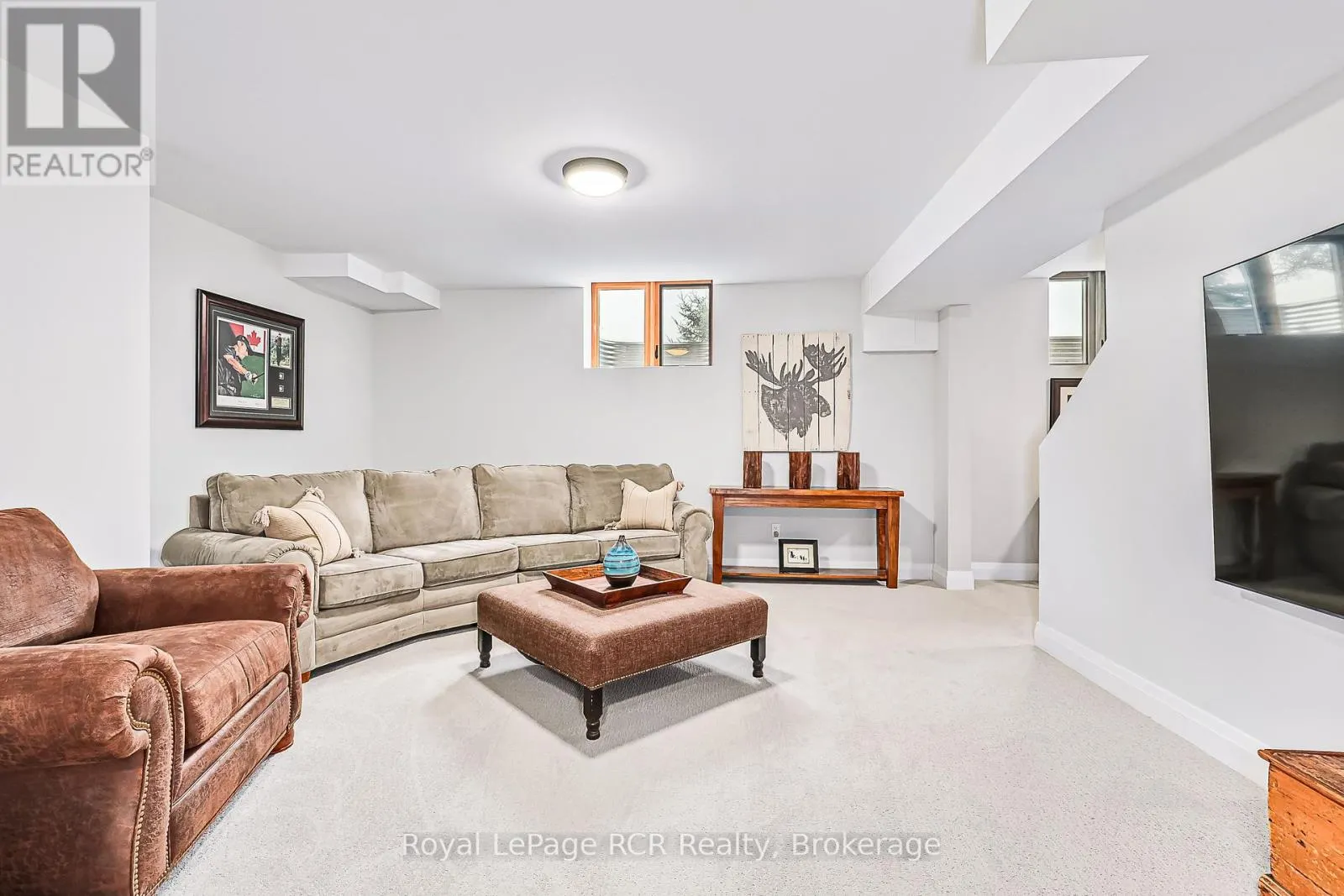4 MEADOWLARK WAY