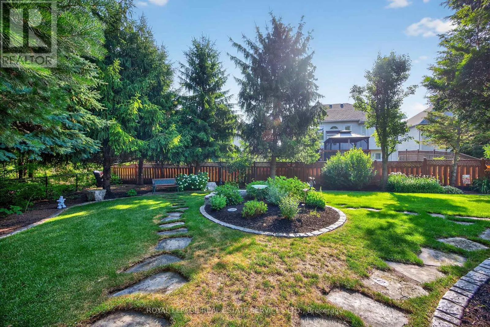 17 NORTHWOOD DRIVE