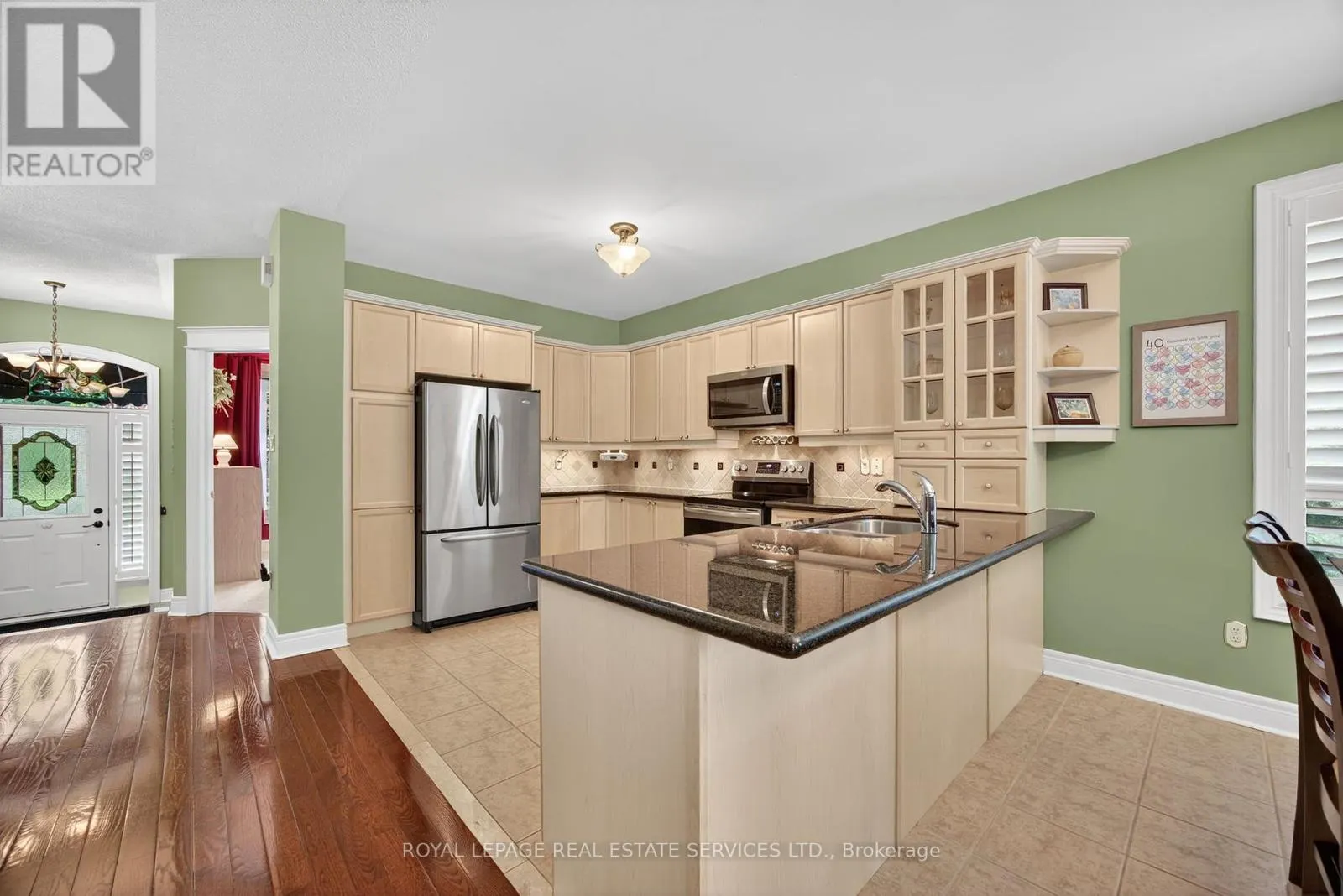17 NORTHWOOD DRIVE