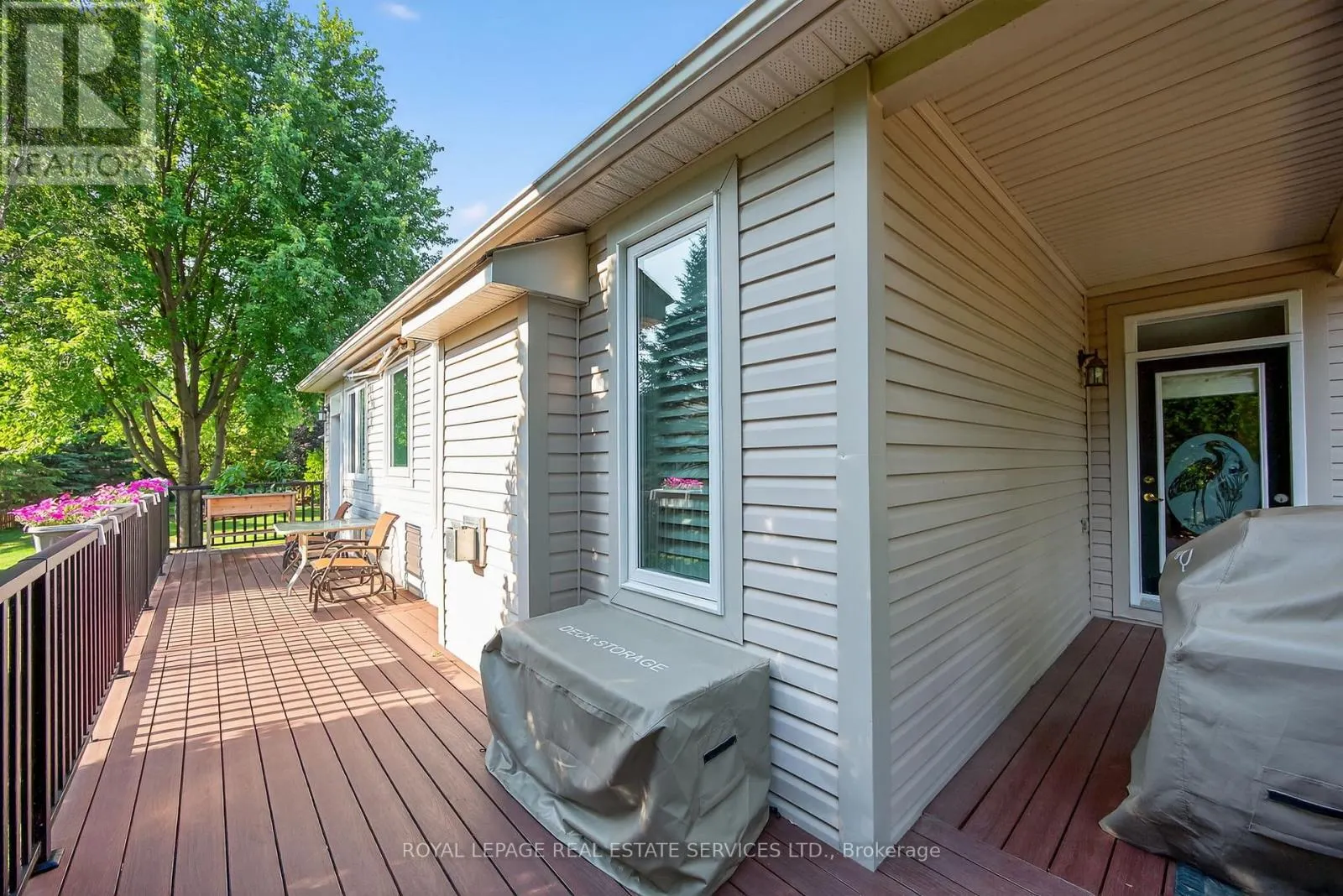 17 NORTHWOOD DRIVE