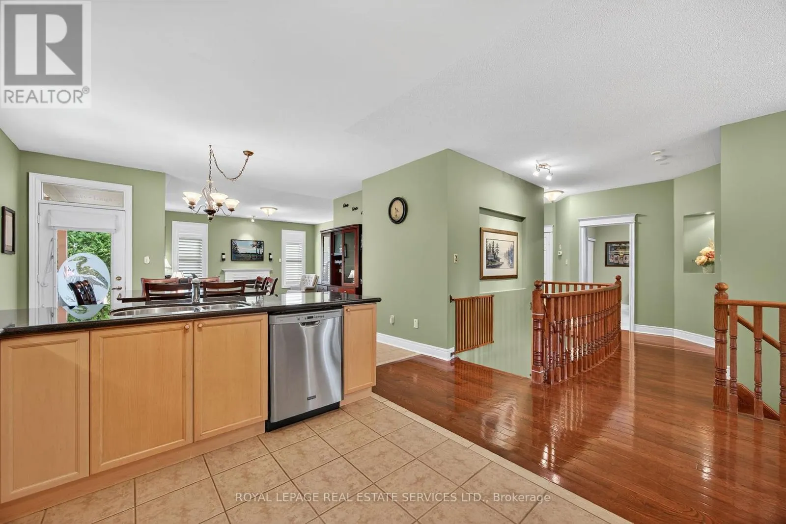 17 NORTHWOOD DRIVE