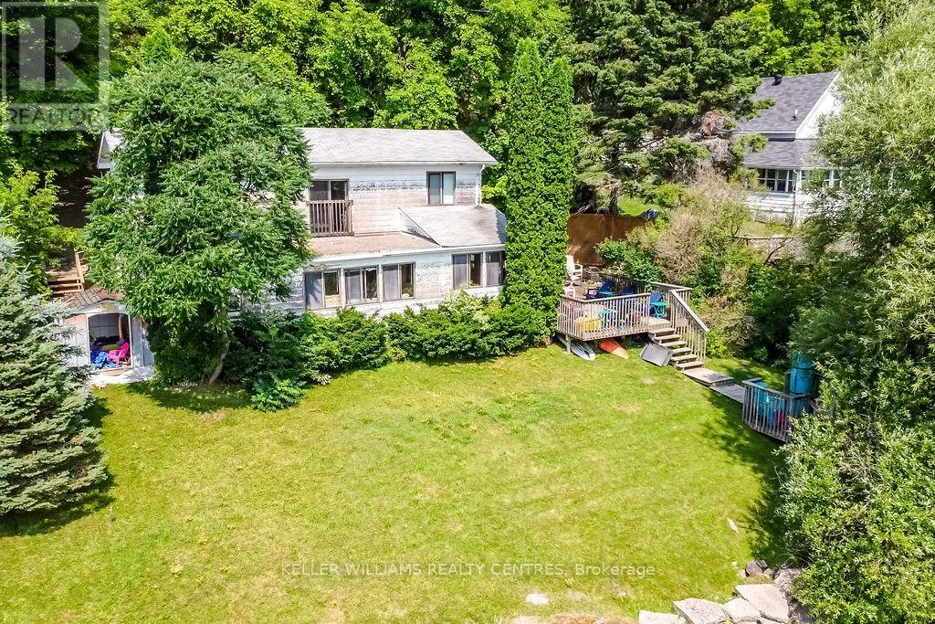 379 CHAMPLAIN ROAD