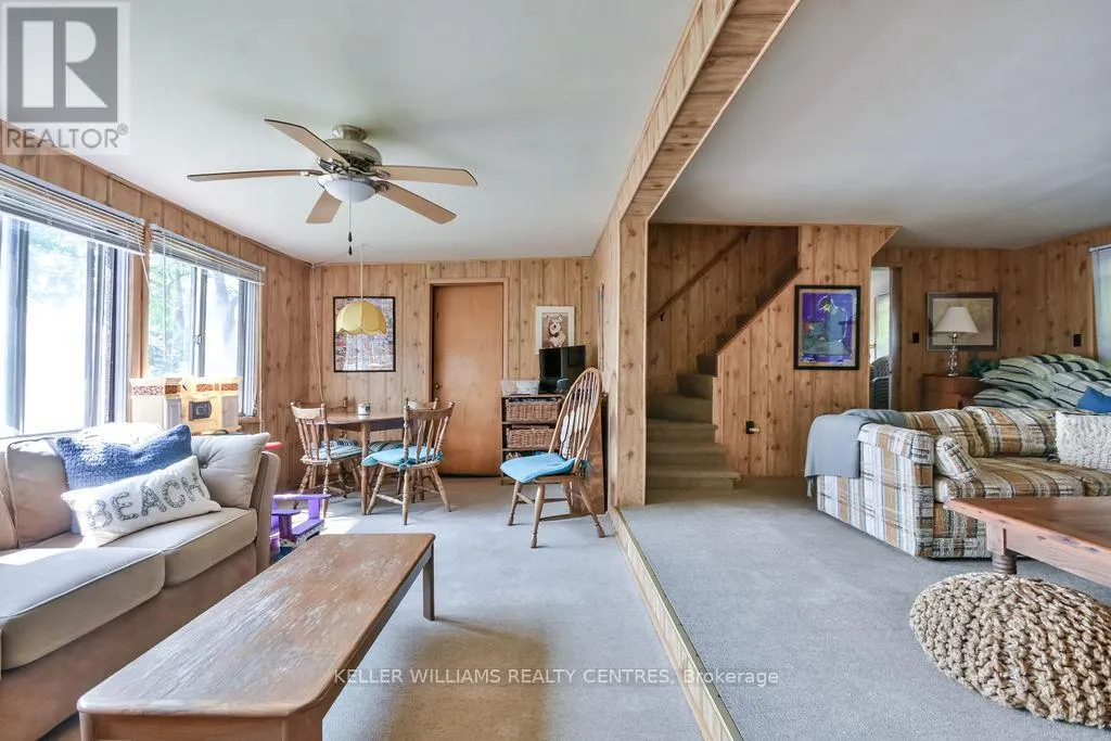 379 CHAMPLAIN ROAD