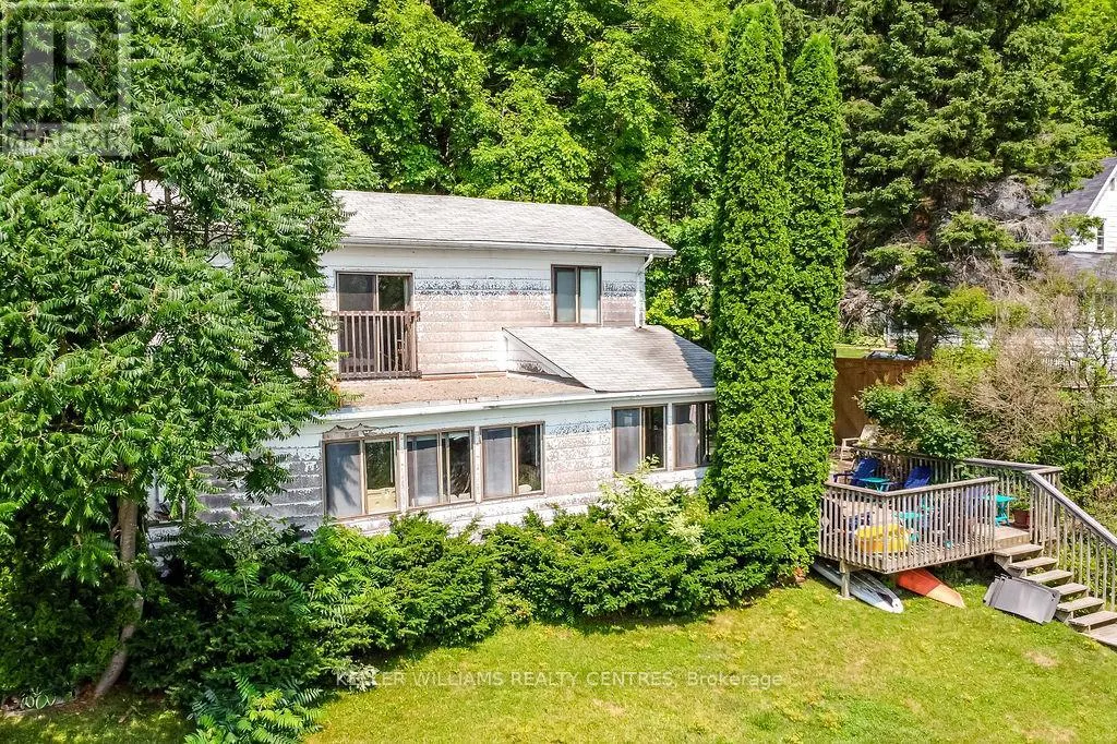 379 CHAMPLAIN ROAD