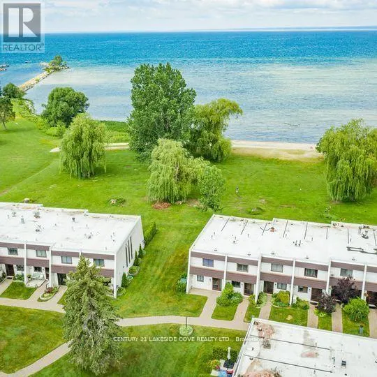 UNIT 14 - 1 PARADISE BOULEVARD