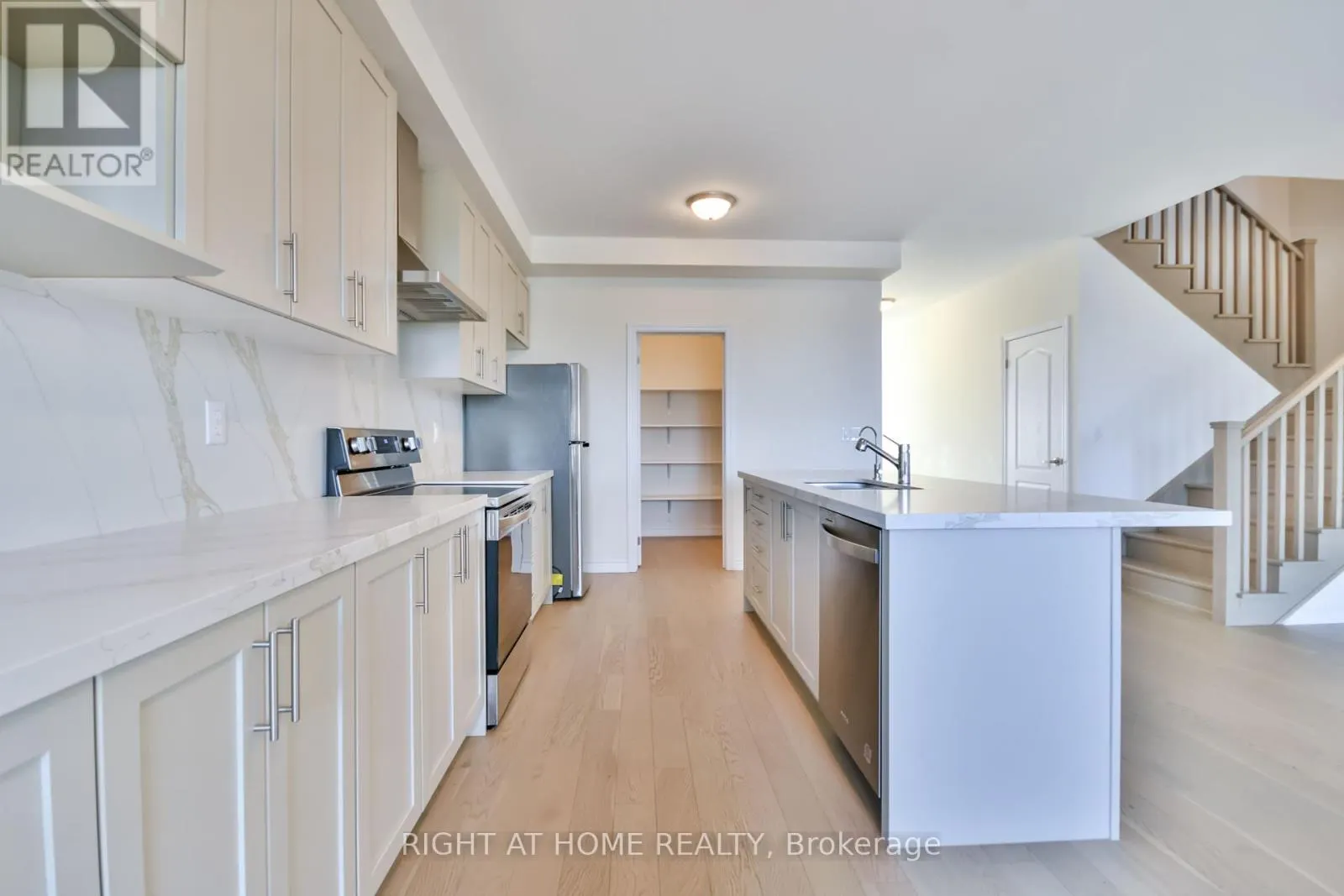 3032 SIERRA DRIVE