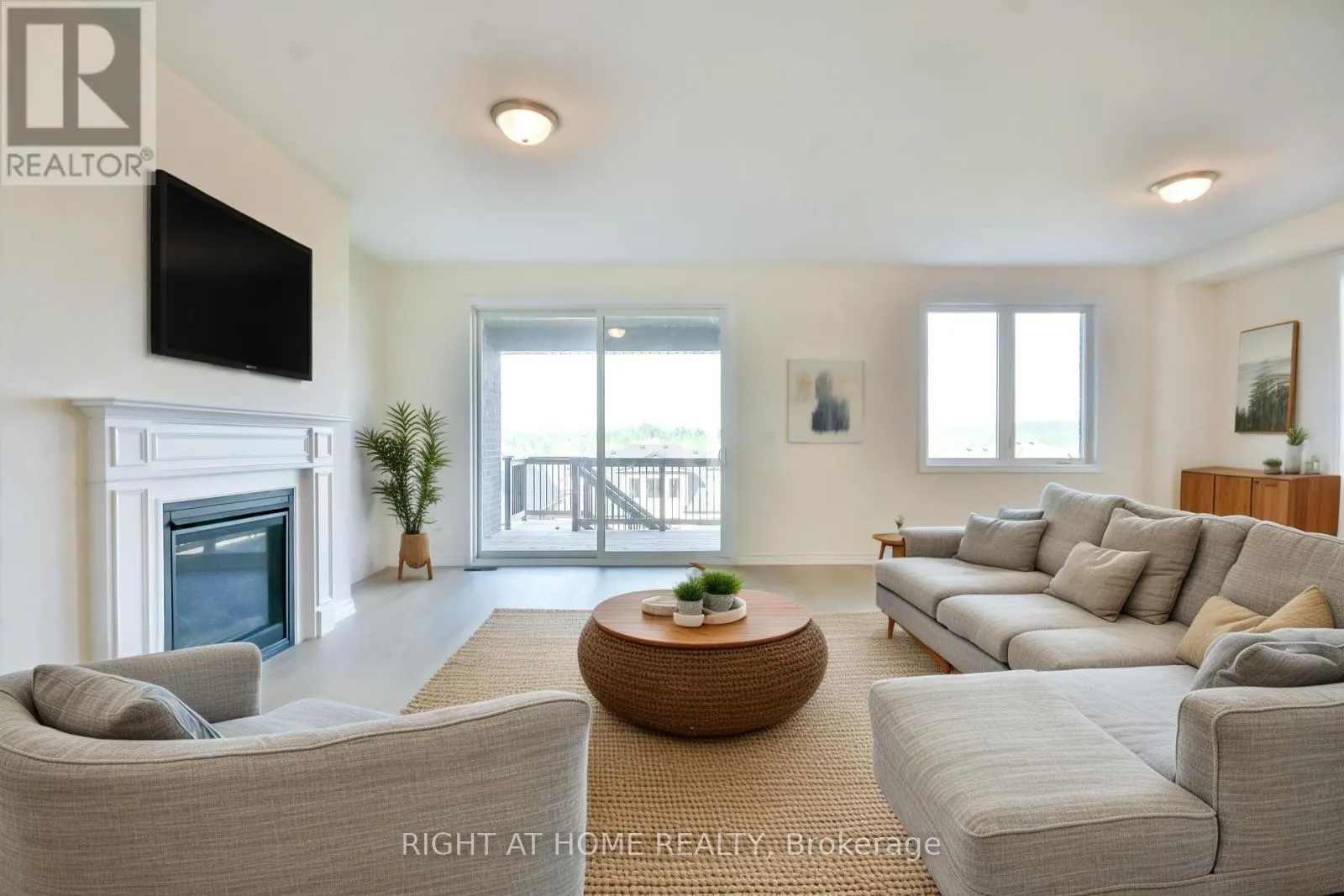 3032 SIERRA DRIVE