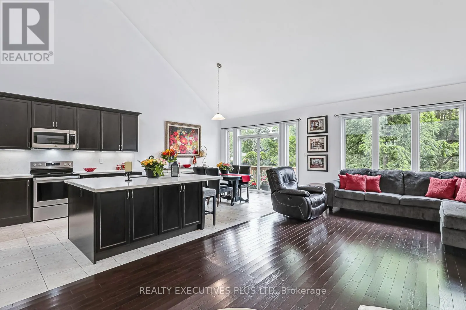 25 MCLEAN AVENUE