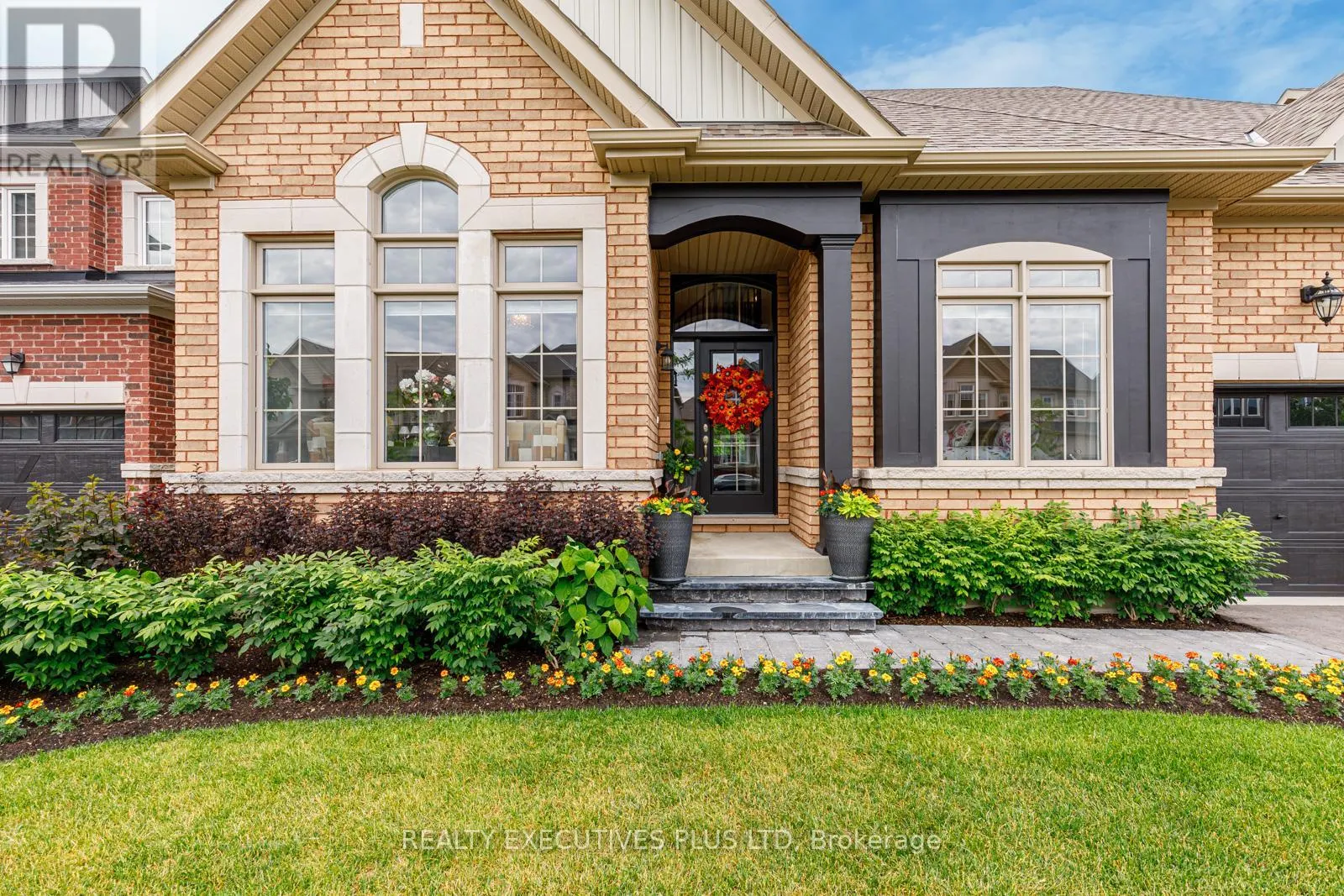25 MCLEAN AVENUE