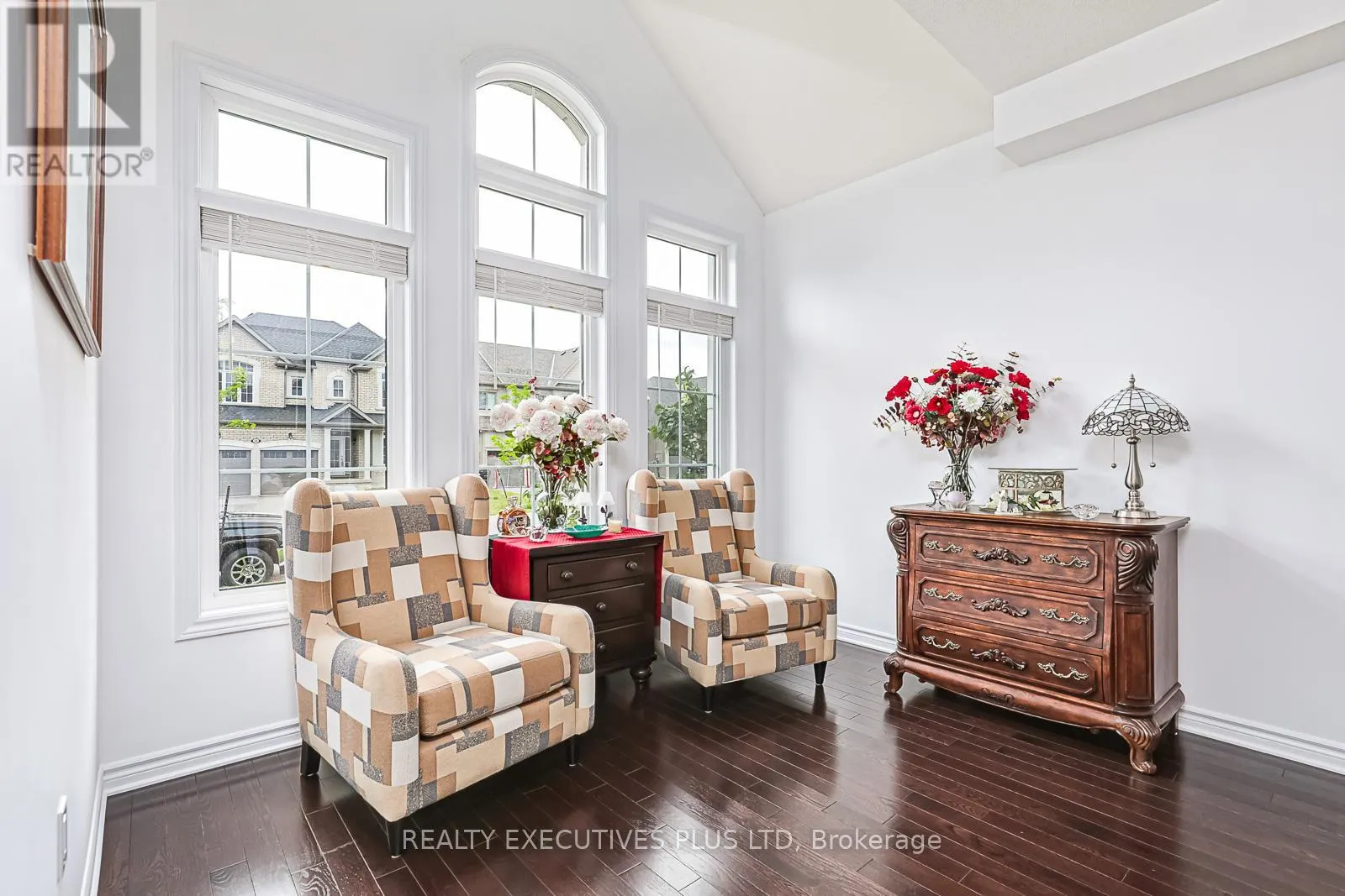 25 MCLEAN AVENUE