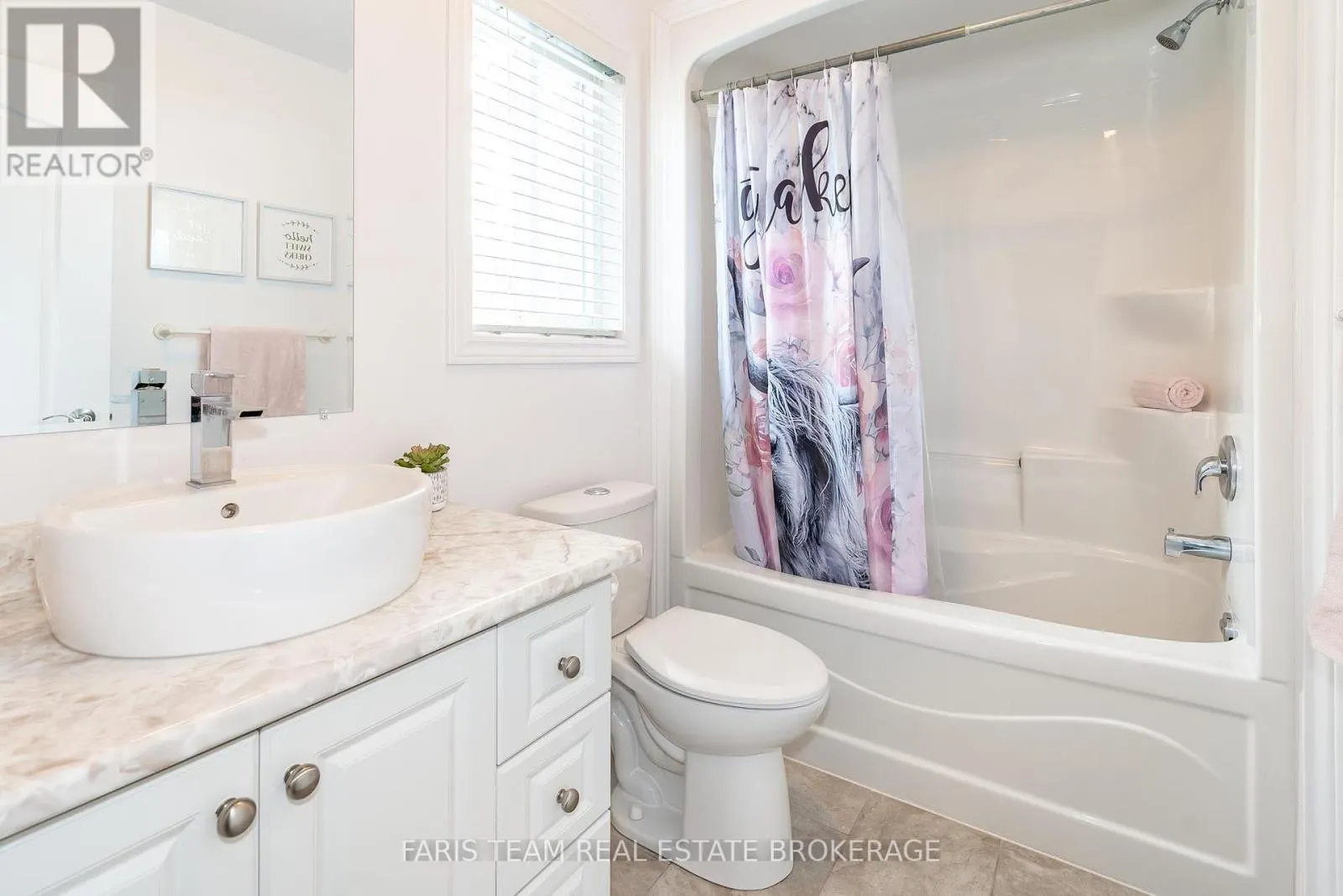 27 MARILYN AVENUE S