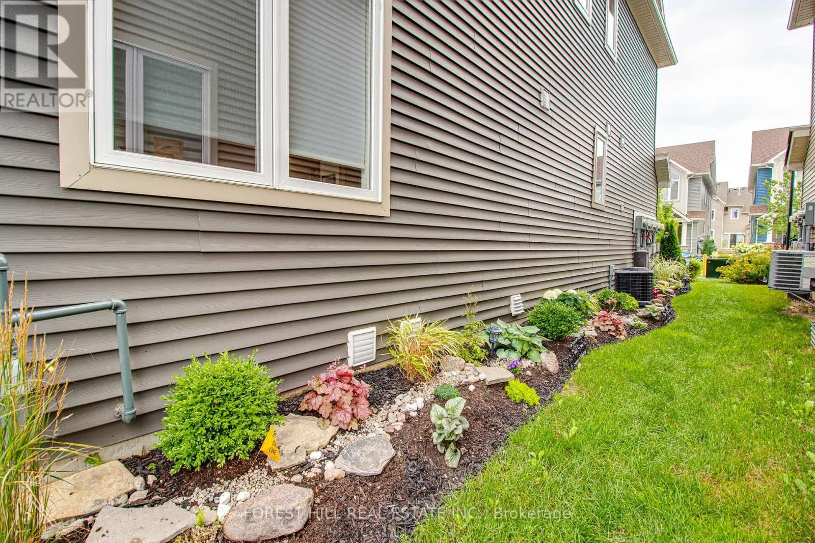 17 GREGORY AVENUE