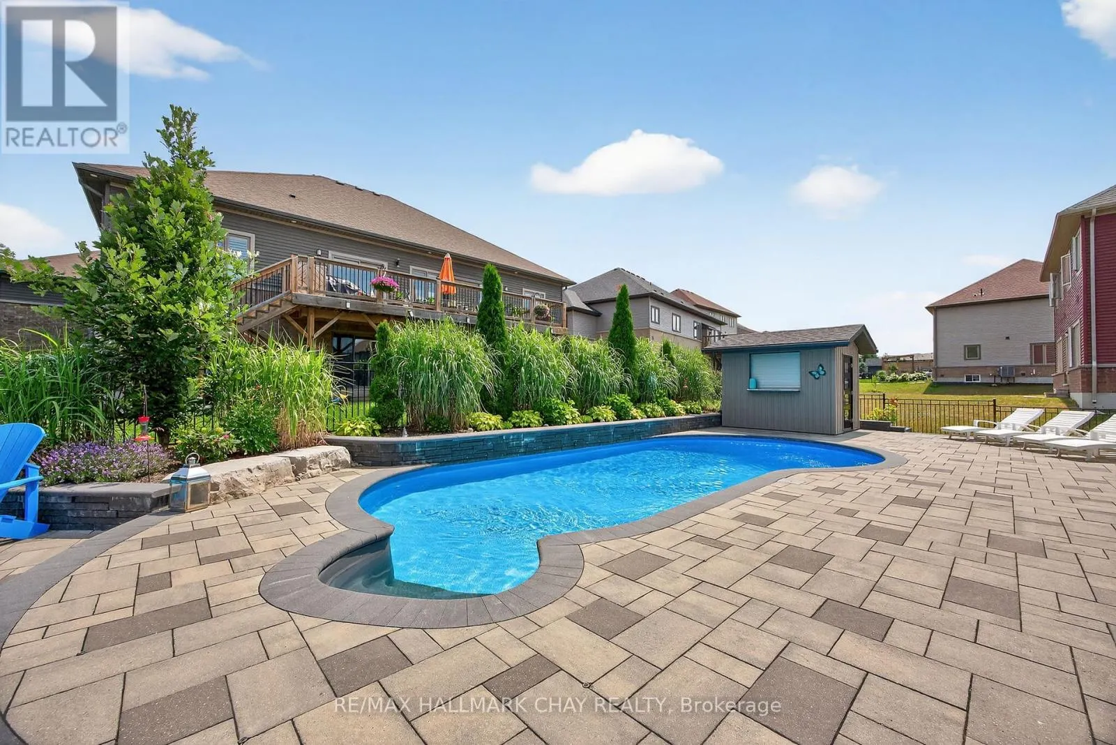 41 LANDSCAPE DRIVE