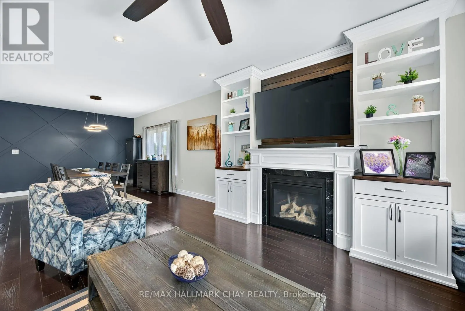 41 LANDSCAPE DRIVE