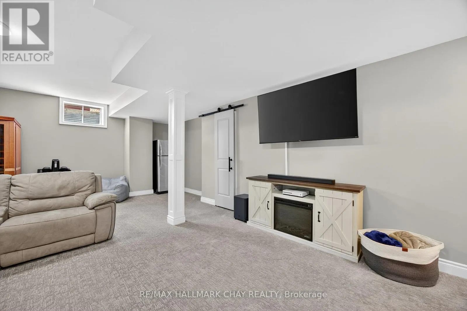 41 LANDSCAPE DRIVE