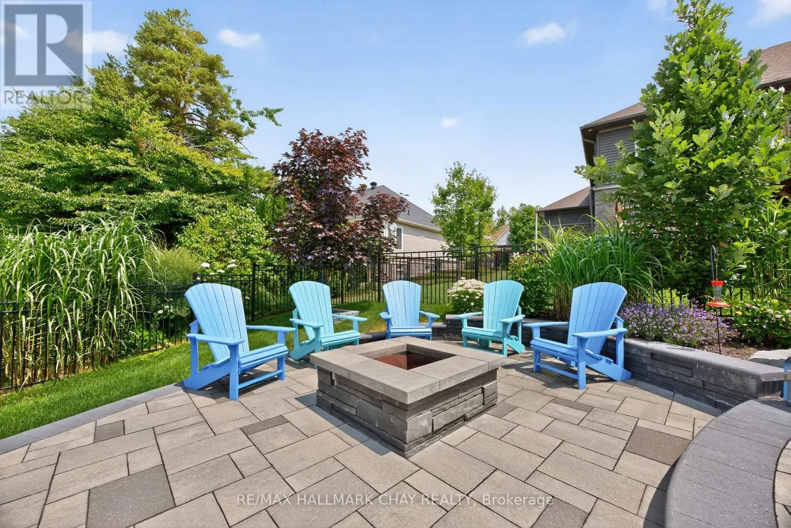 41 LANDSCAPE DRIVE