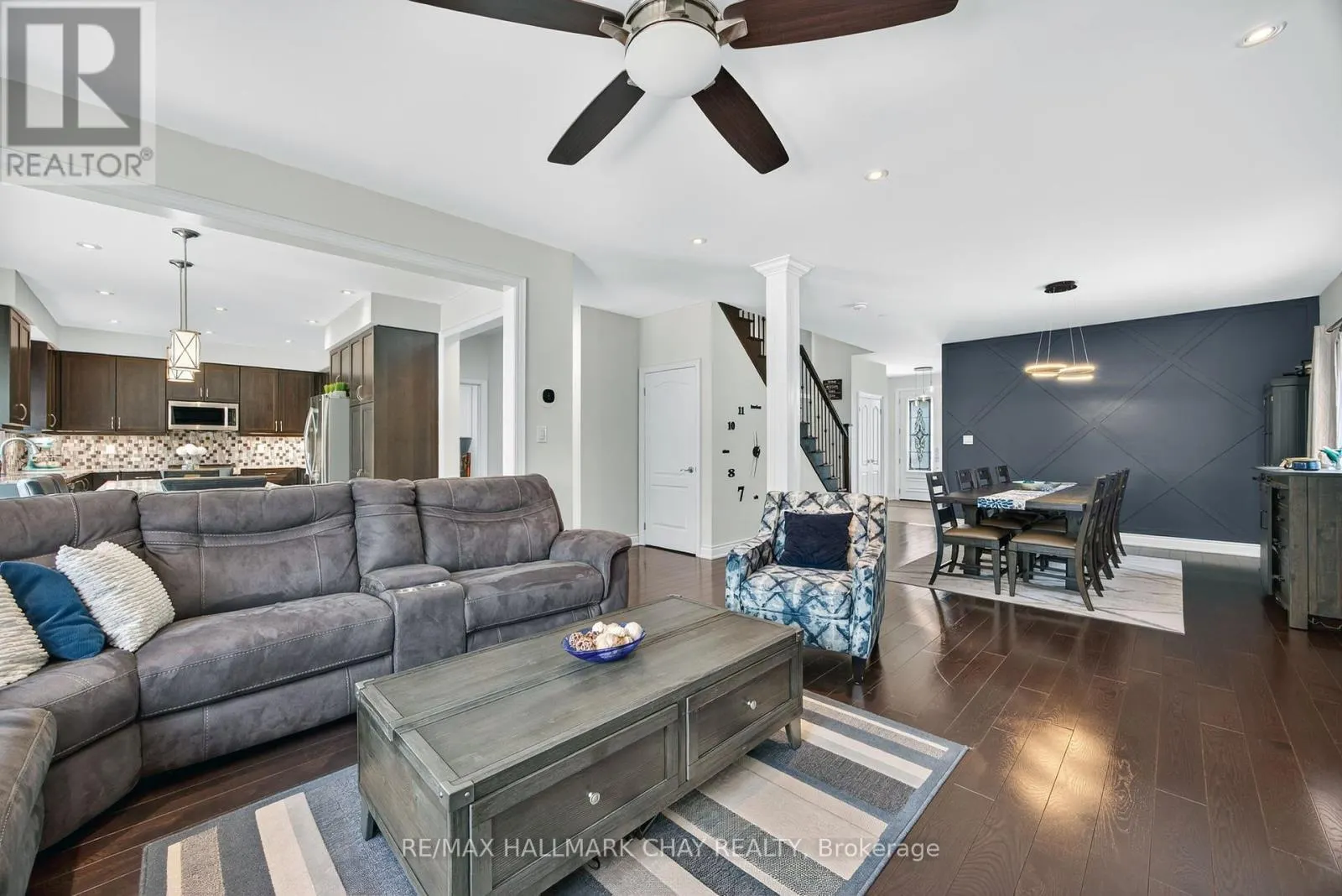 41 LANDSCAPE DRIVE