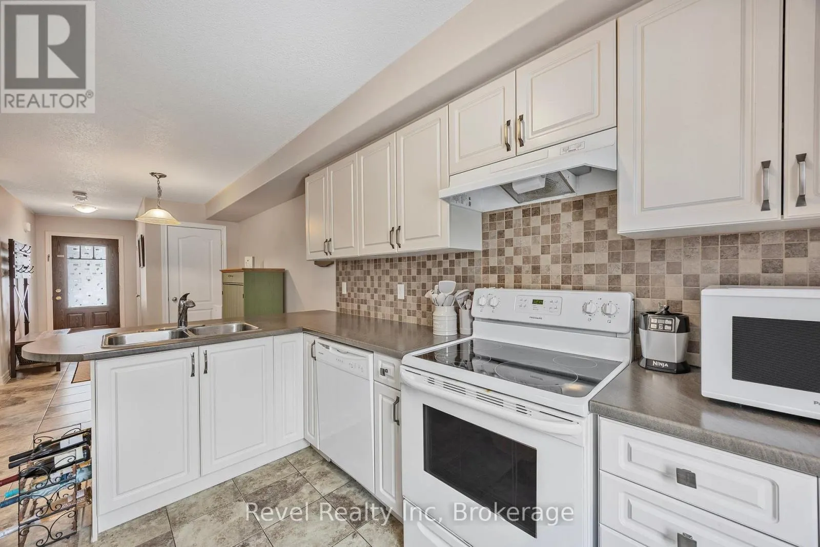 1041 COOK DRIVE
