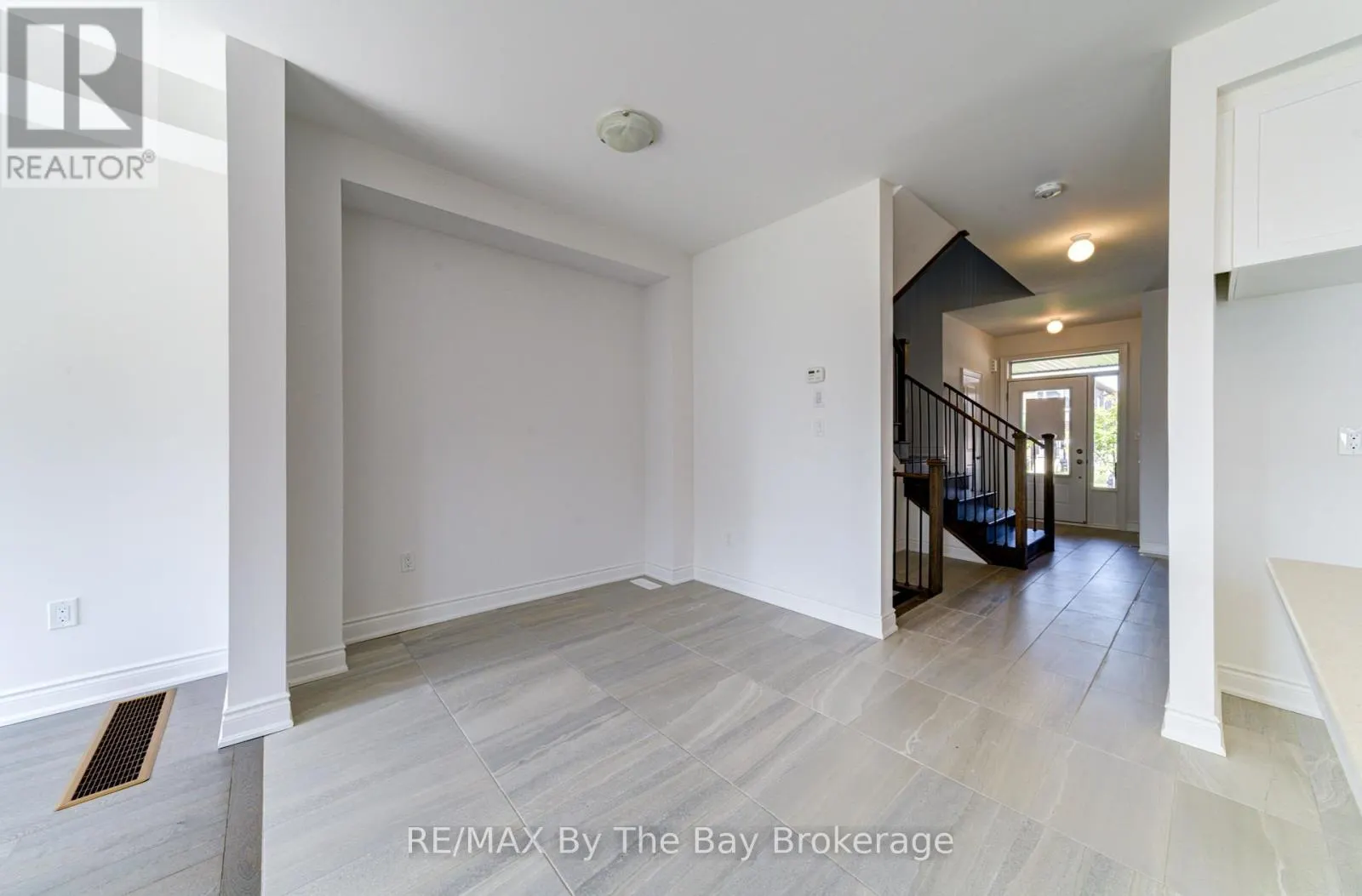 42 LISA STREET