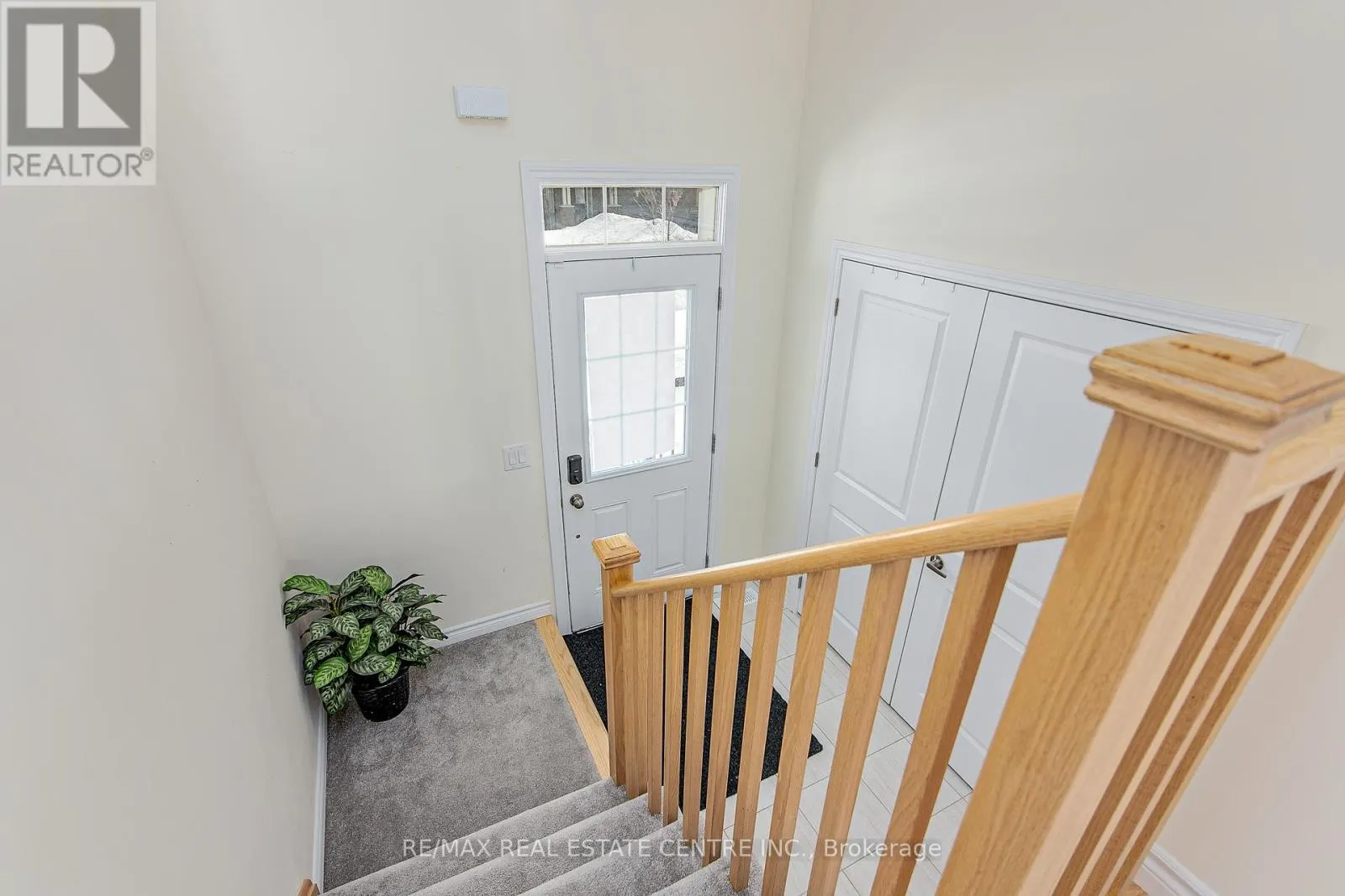 58 ATLANTIS DRIVE W