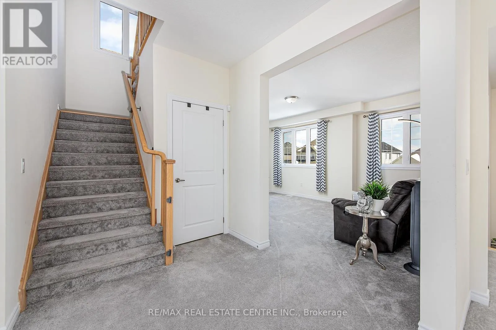 58 ATLANTIS DRIVE W