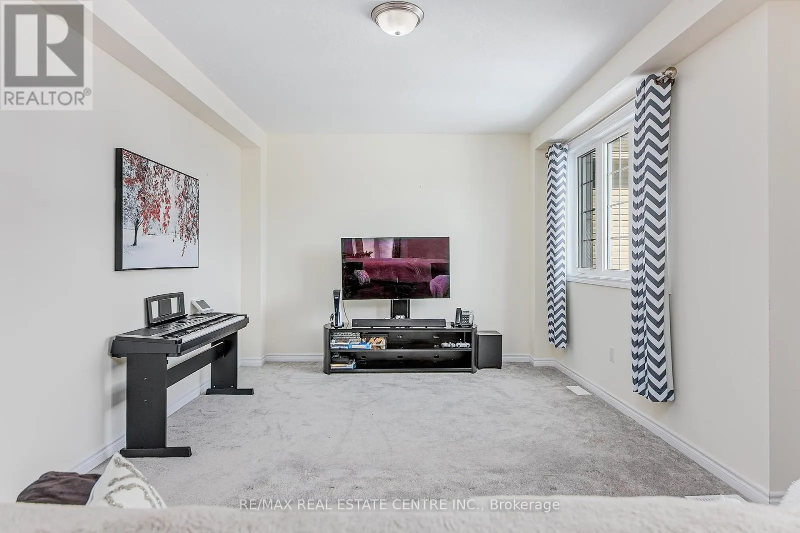 58 ATLANTIS DRIVE W