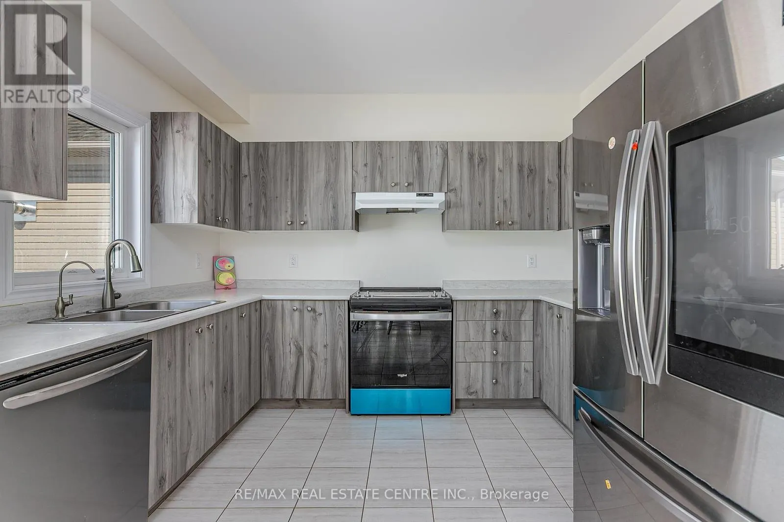 58 ATLANTIS DRIVE W