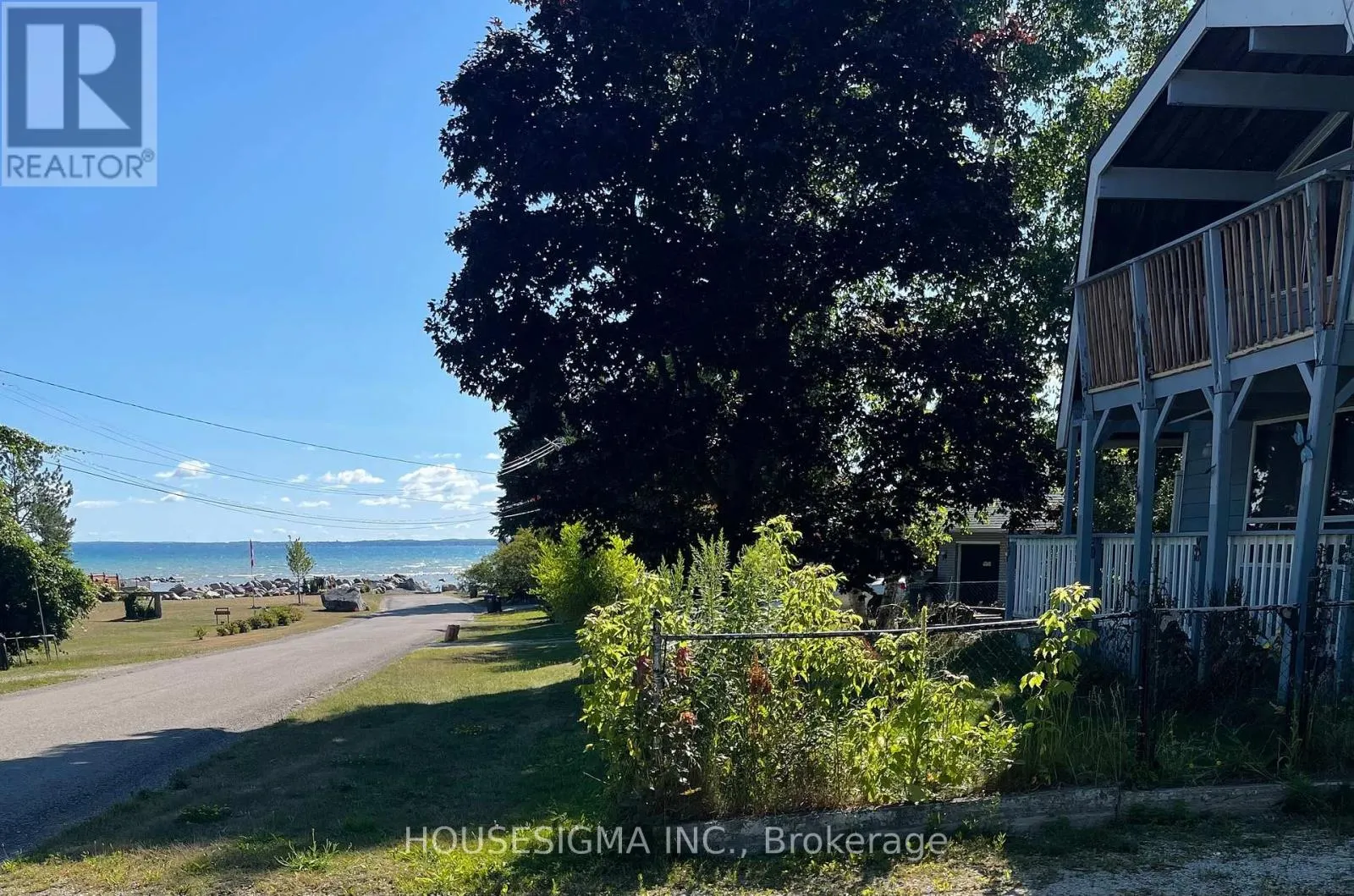 13 BAYVIEW AVENUE