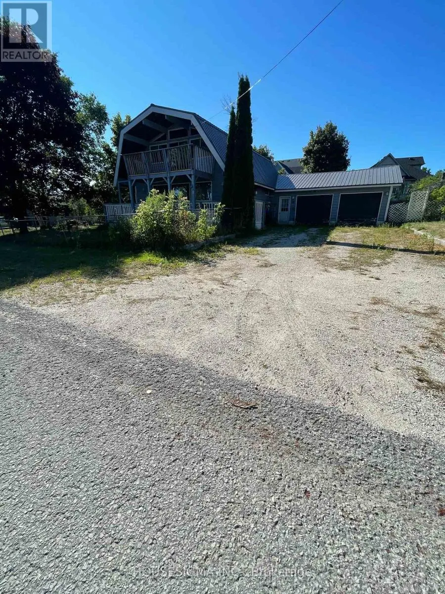 13 BAYVIEW AVENUE