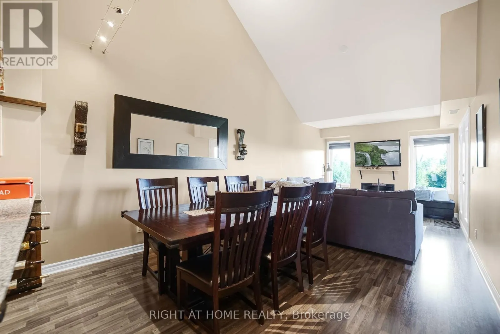 307 - 8 BRANDY LANE DRIVE