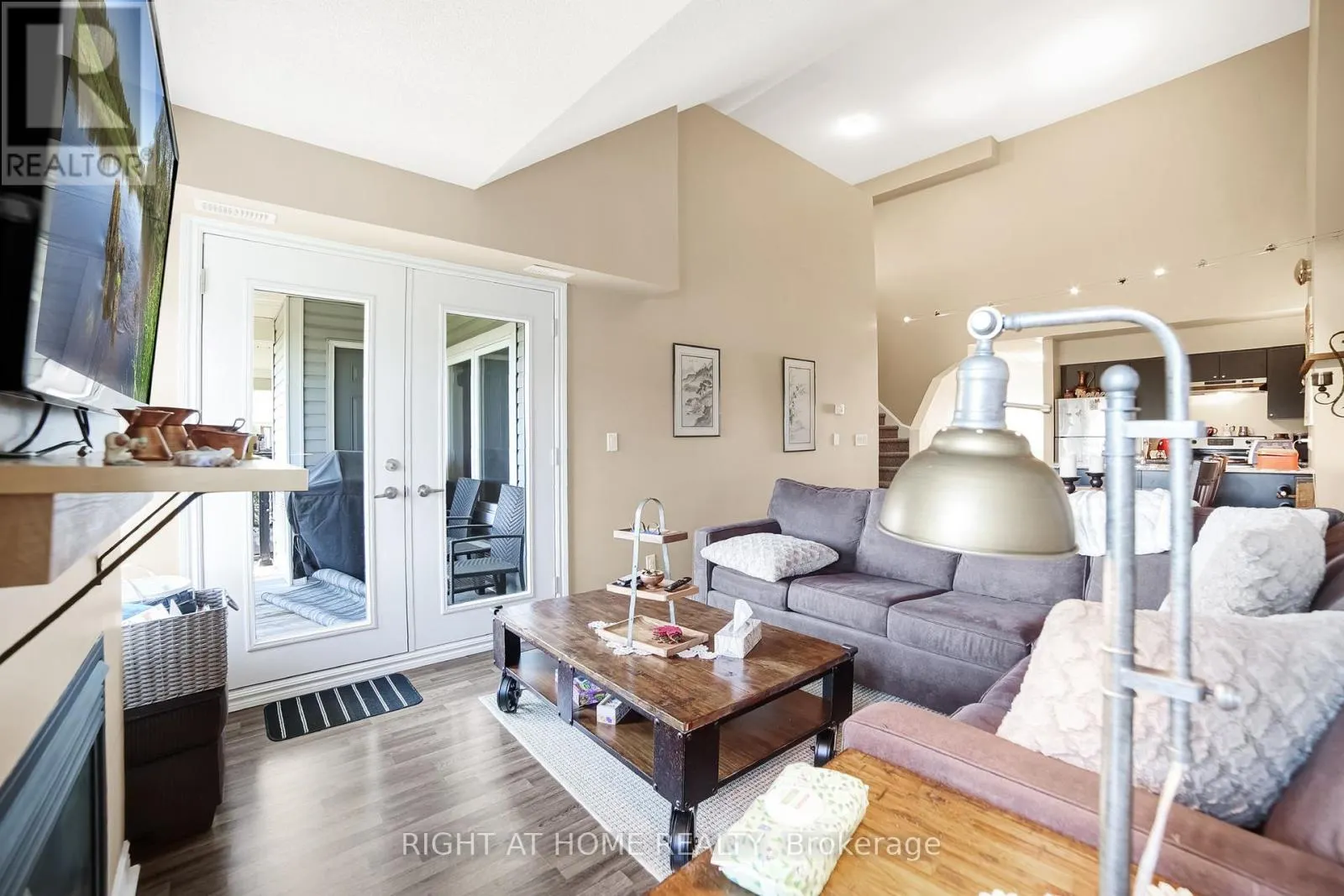307 - 8 BRANDY LANE DRIVE