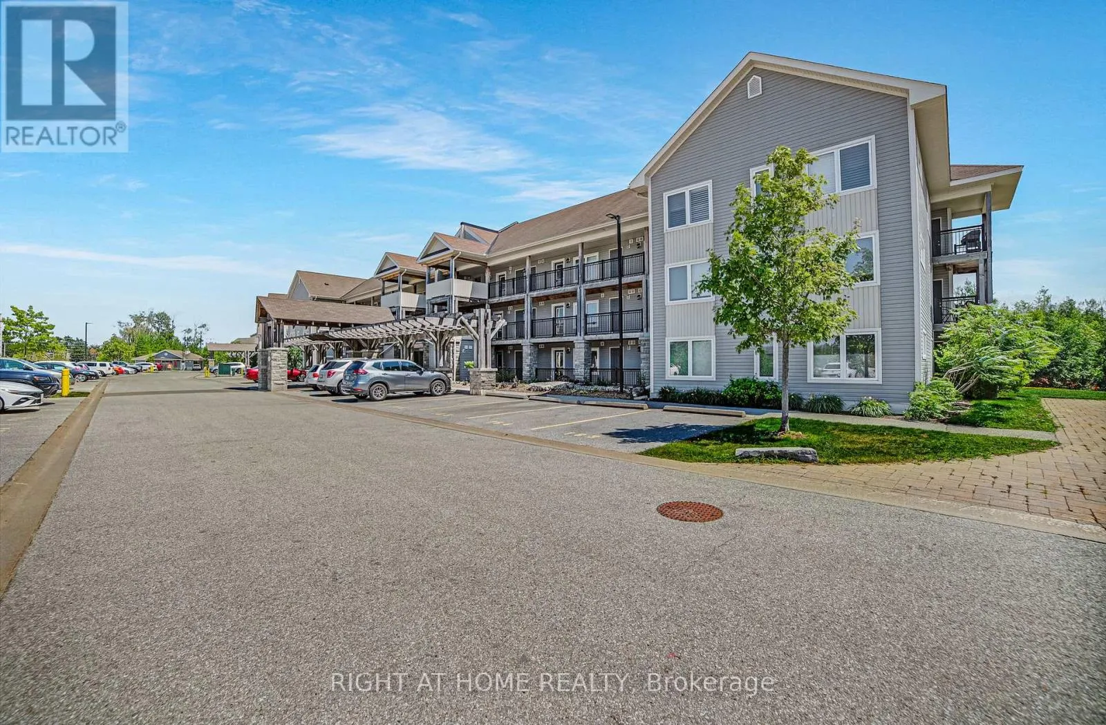 307 - 8 BRANDY LANE DRIVE