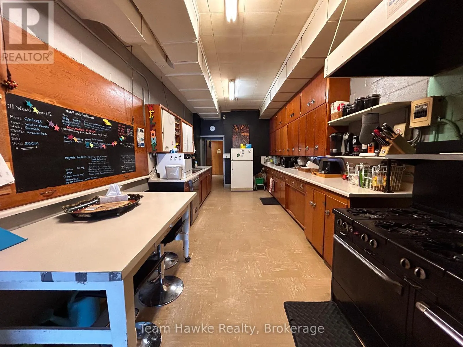 MAIN FLOOR - 518 DOMINION AVENUE, #Main Floor