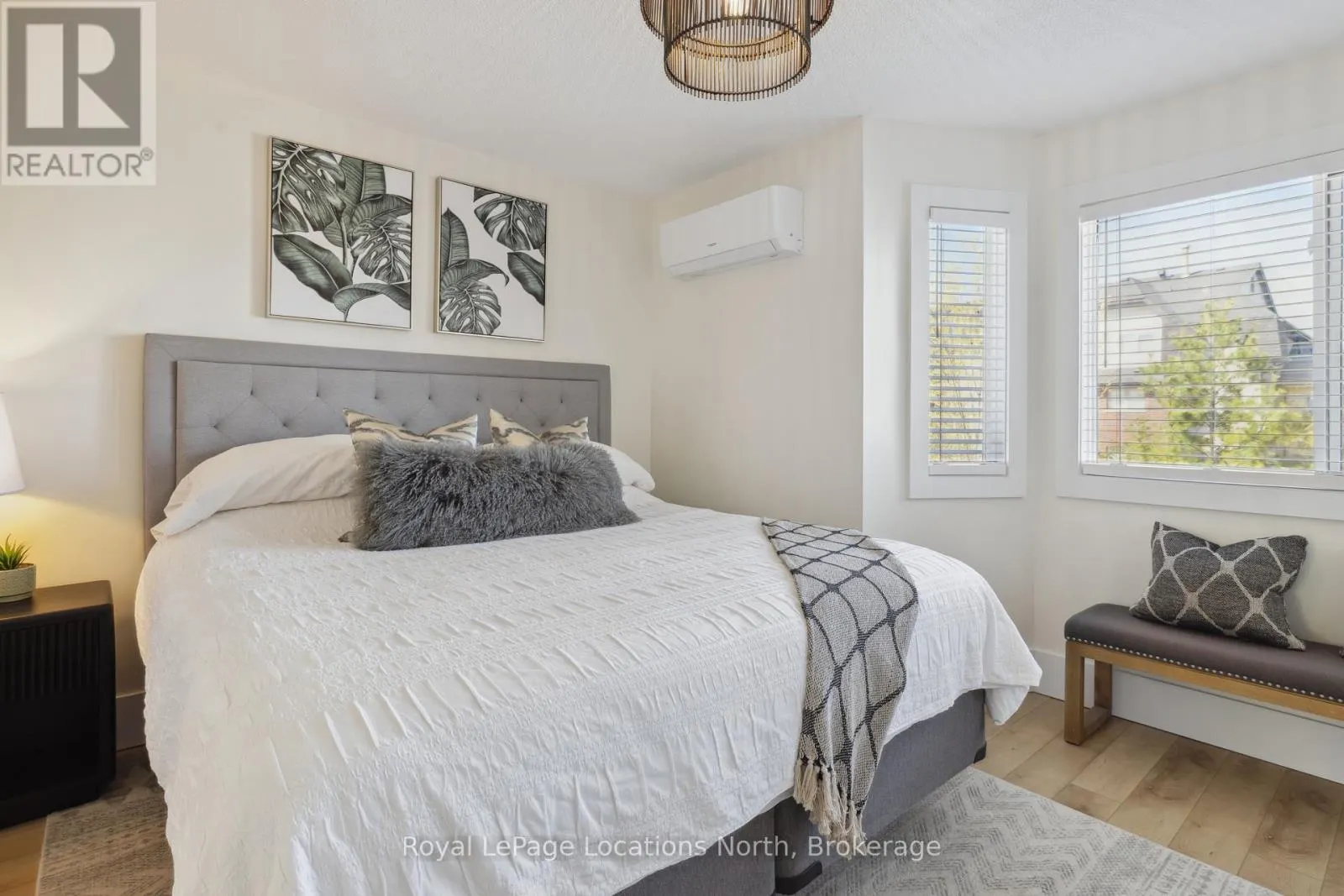 16 - 15 WATTS CRESCENT, #16