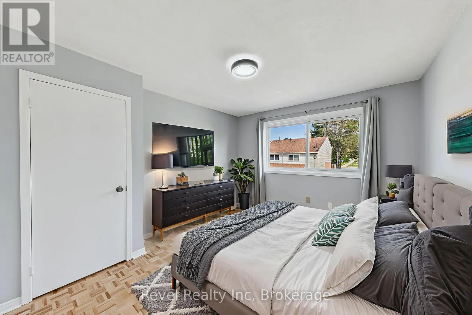74 - 778 WILLIAM STREET, #74