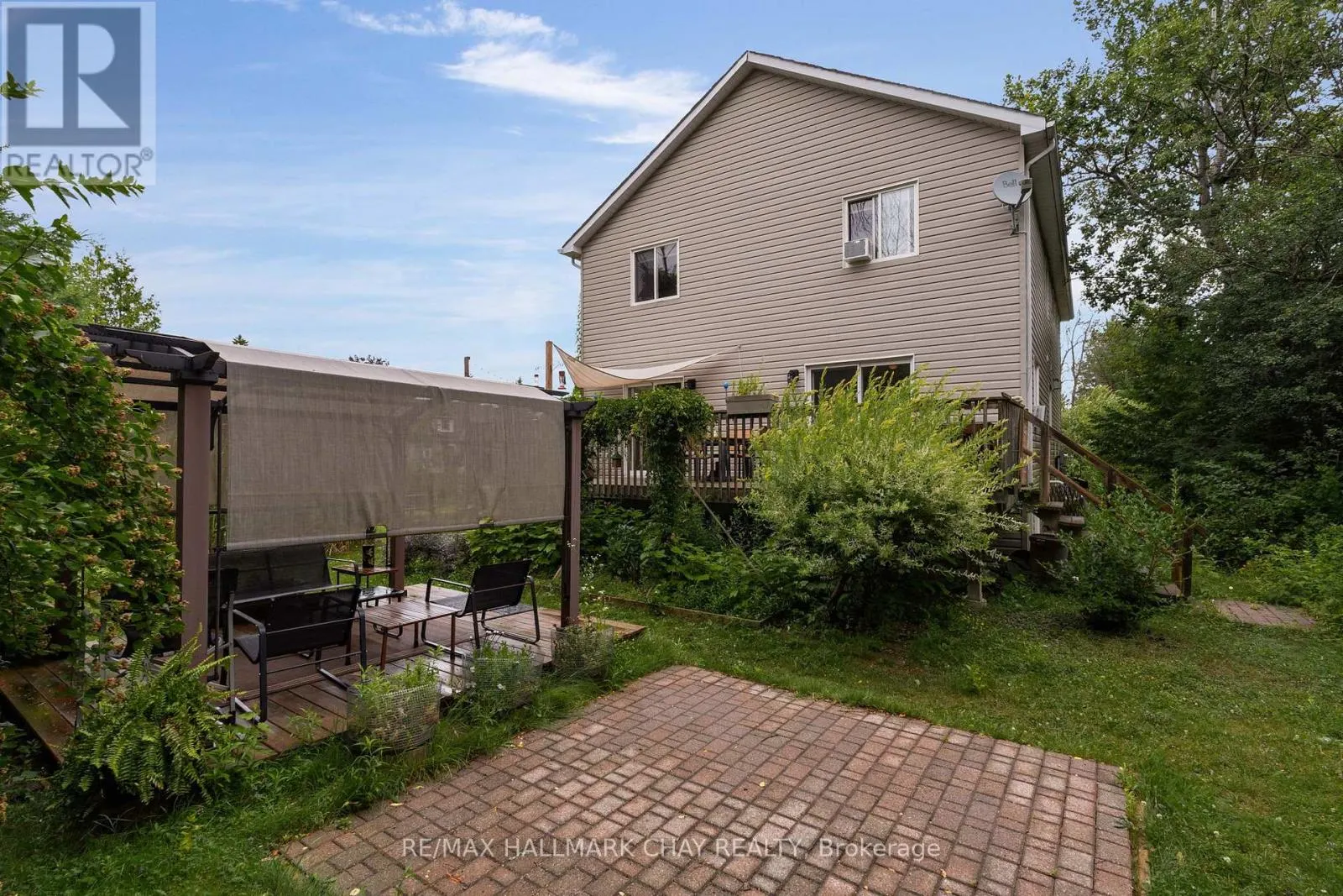 19 CONSTANCE BOULEVARD