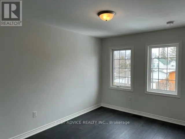 5 CHURCHLEA MEWS