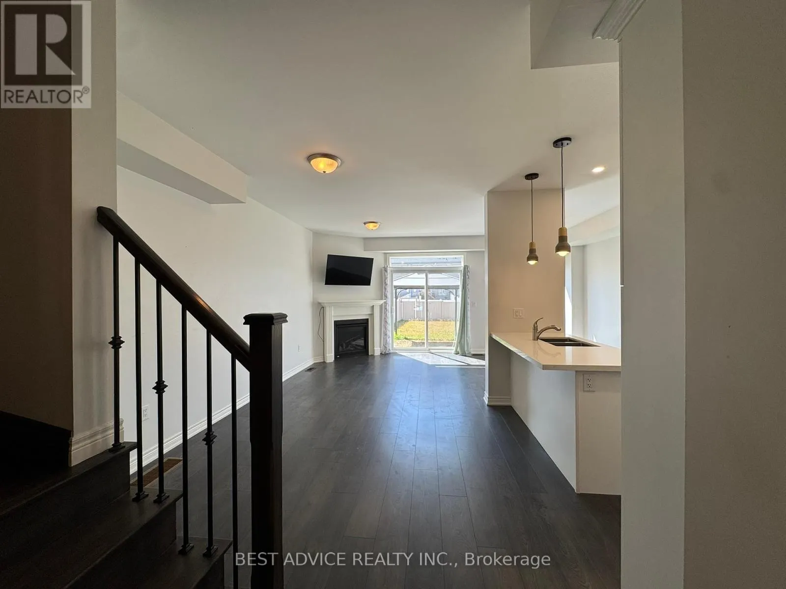 5 CHURCHLEA MEWS