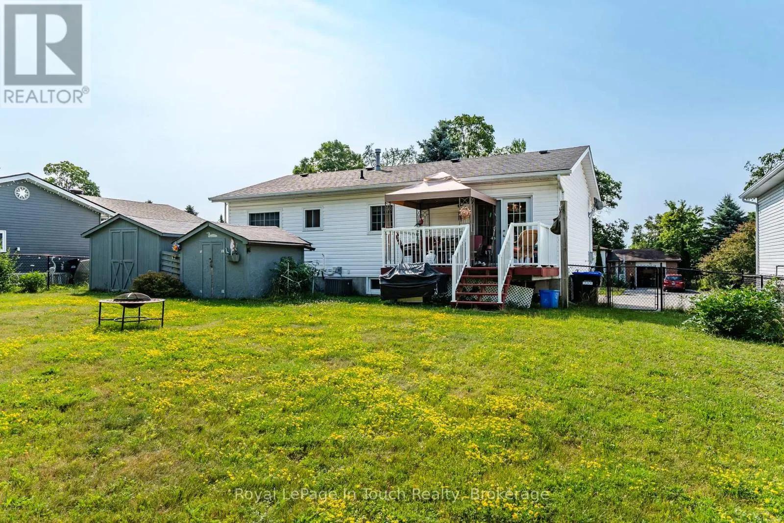 32 BRIDLE ROAD