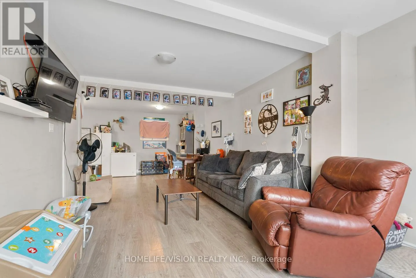 78 FRONT STREET S