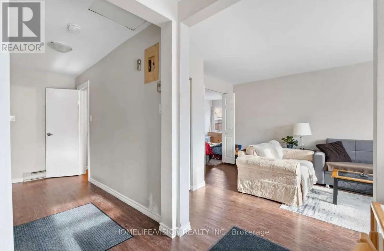 78 FRONT STREET S