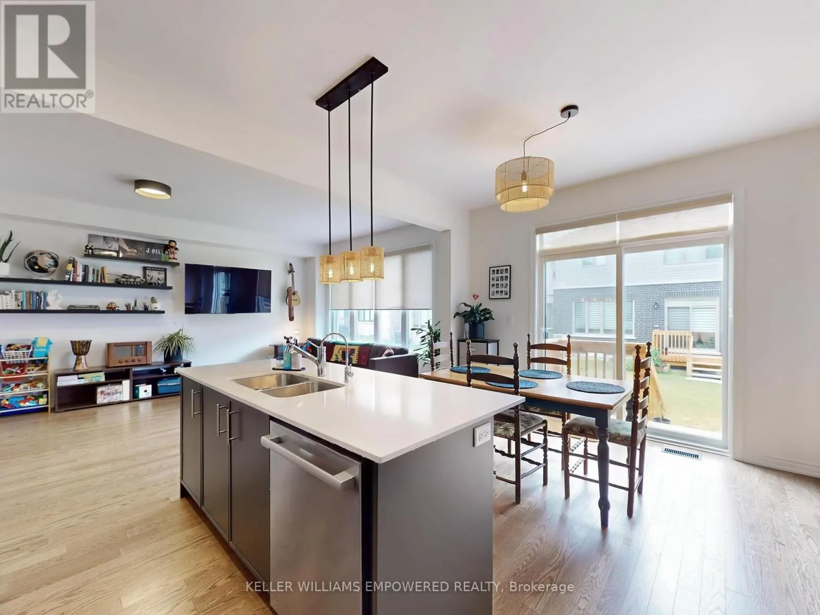 28 GEMINI DRIVE