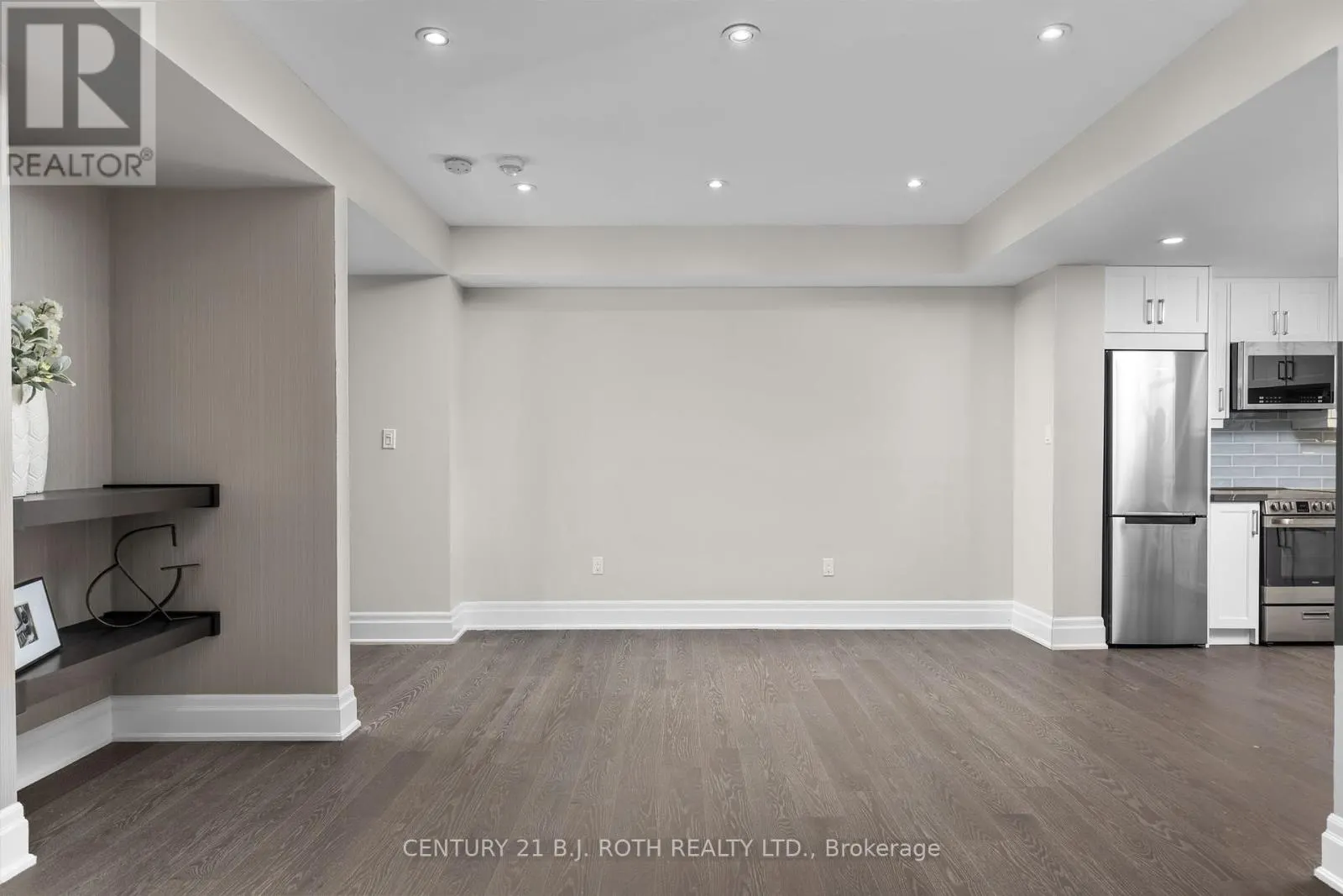 3 CAMERON STREET