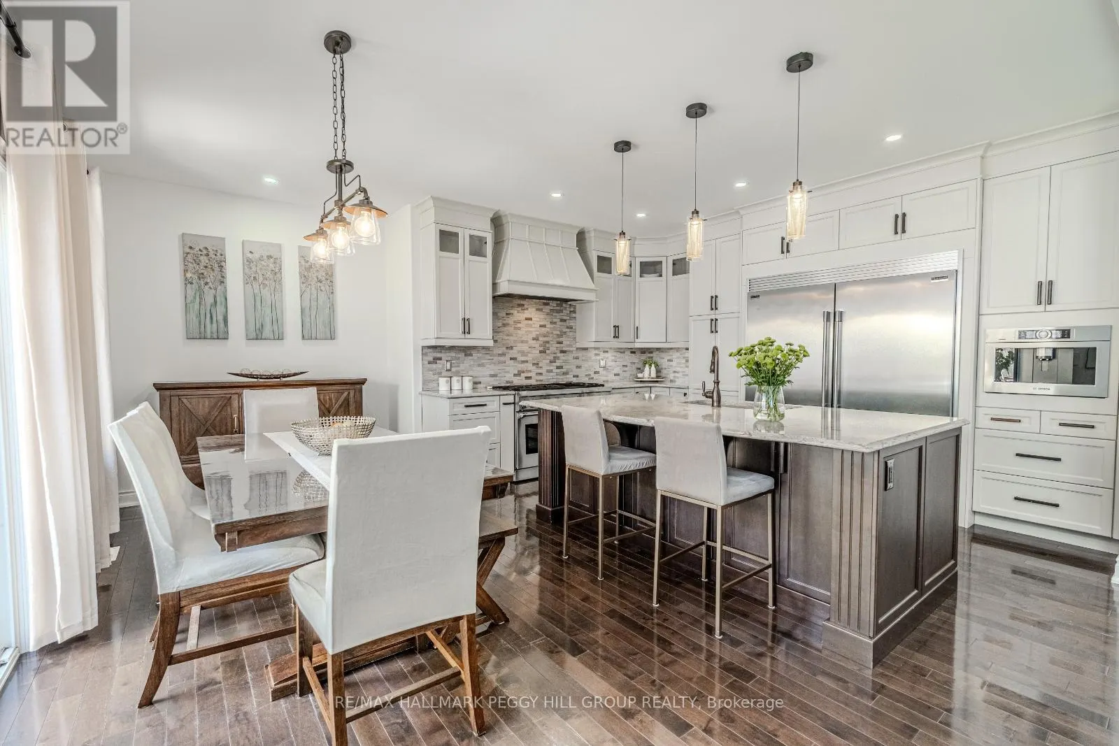 38 WINDERMERE CIRCLE